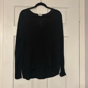 Wilfred small thin black V neck sweater